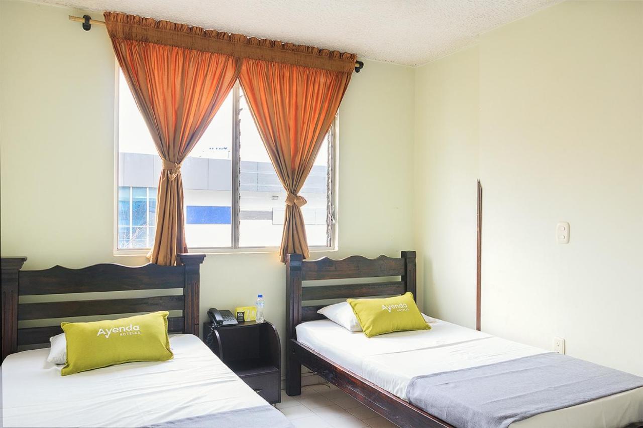 Hotel Ayenda 1506 La Puerta Del Sol Bucaramanga Esterno foto