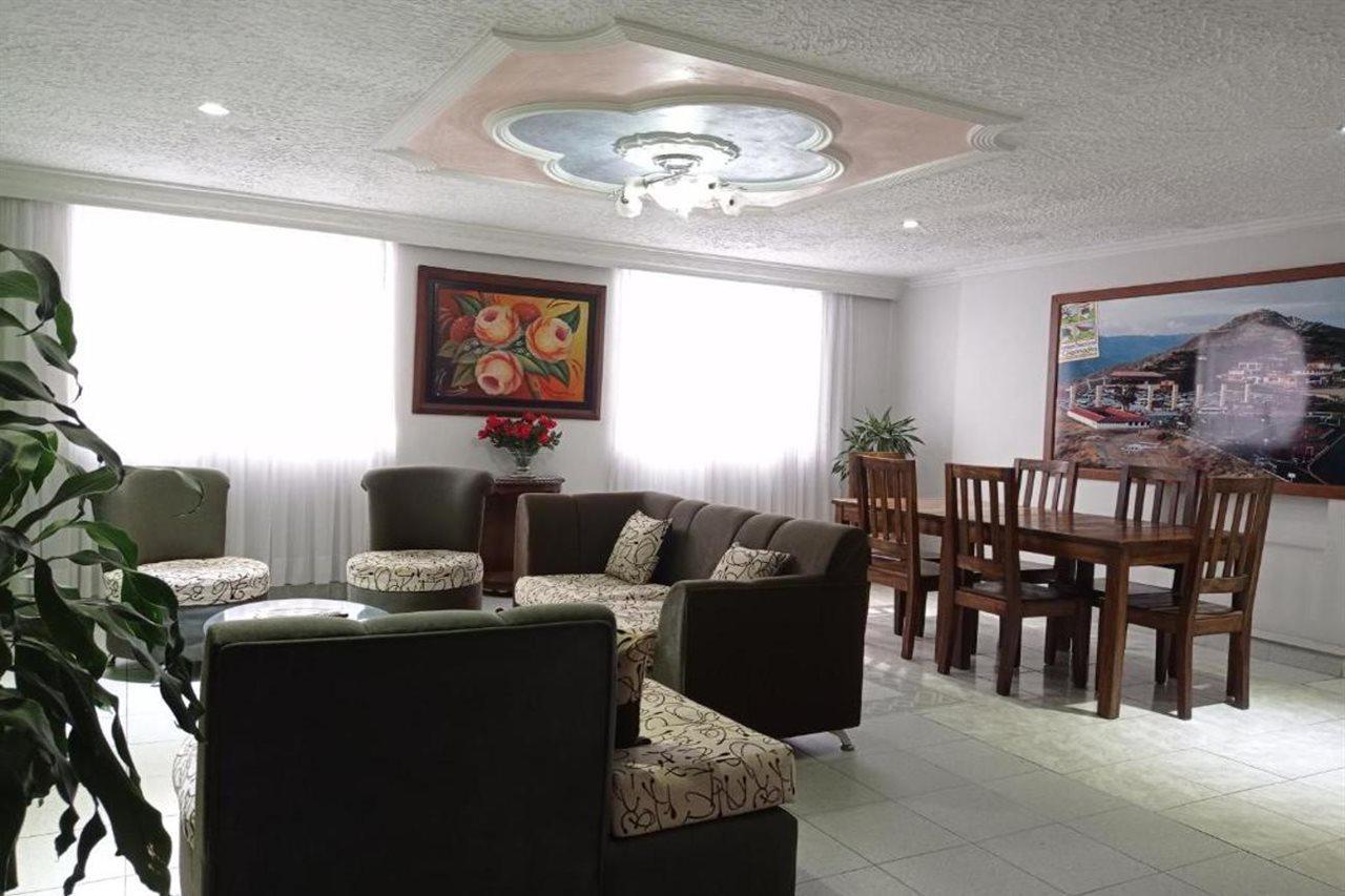 Hotel Ayenda 1506 La Puerta Del Sol Bucaramanga Esterno foto