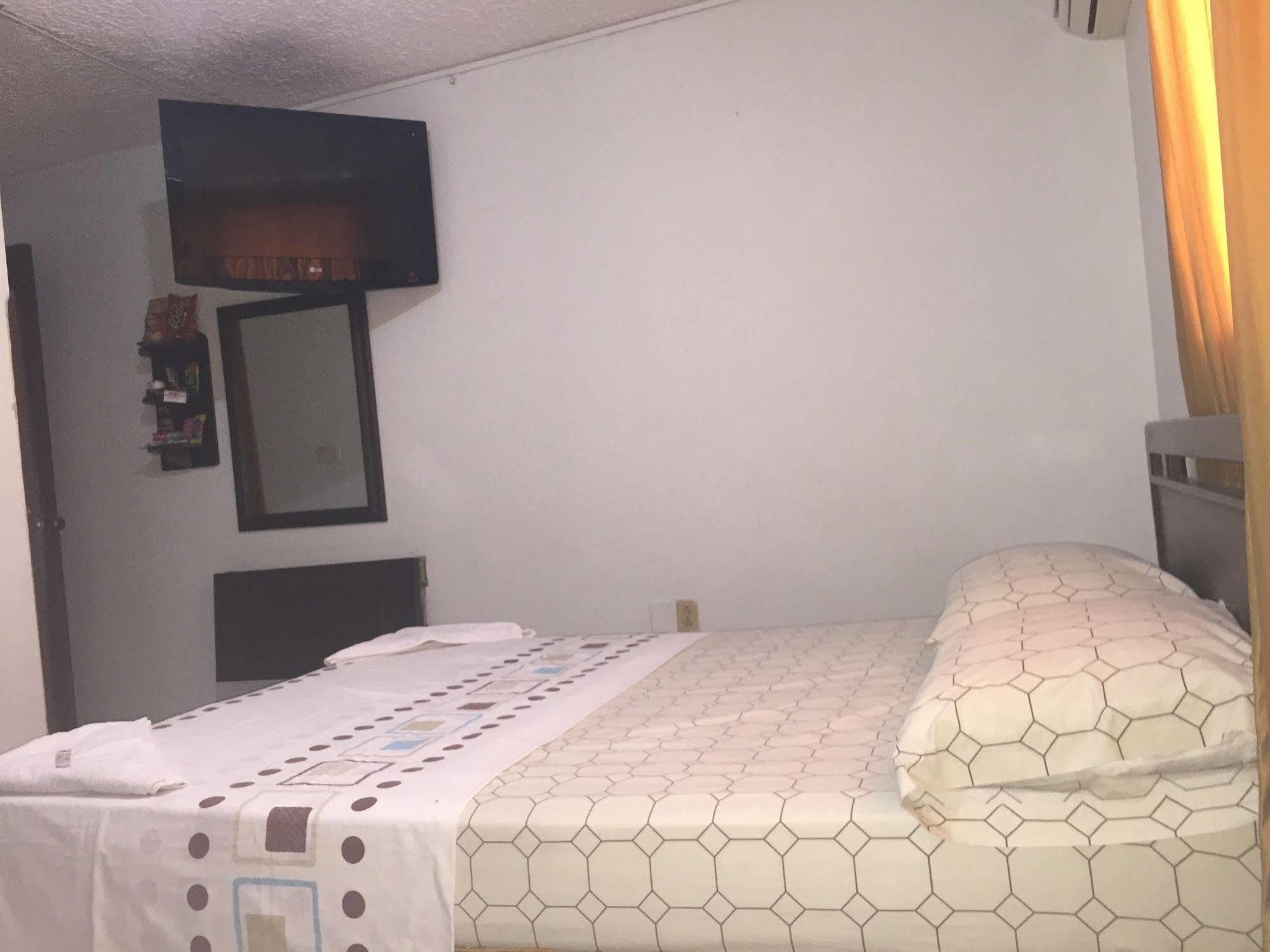 Hotel Ayenda 1506 La Puerta Del Sol Bucaramanga Esterno foto