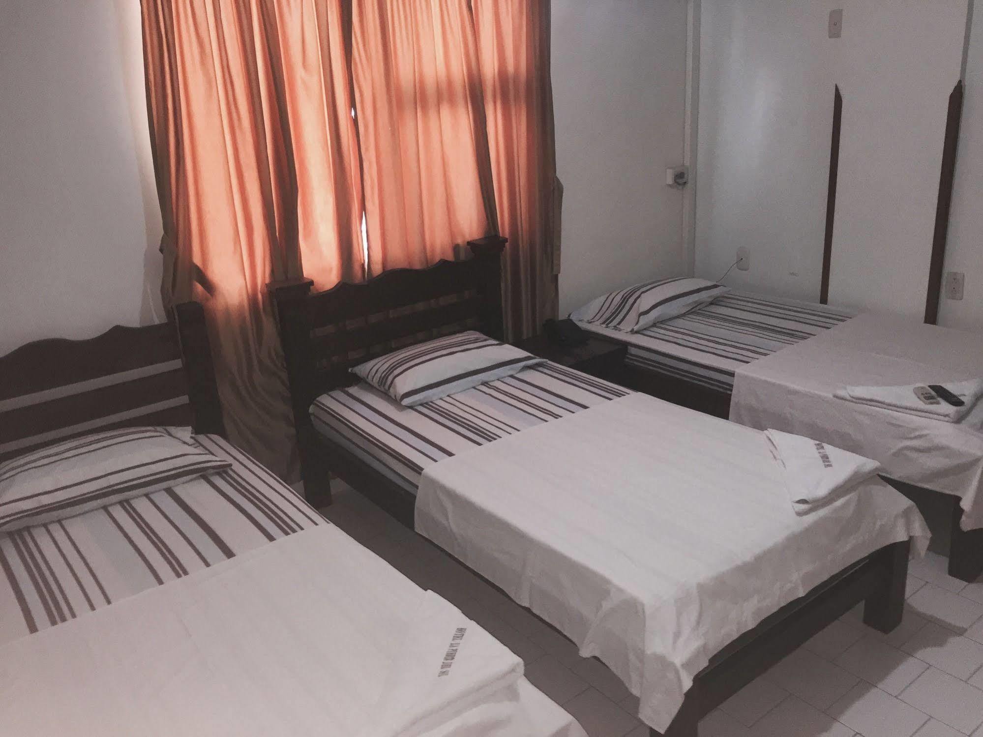 Hotel Ayenda 1506 La Puerta Del Sol Bucaramanga Esterno foto